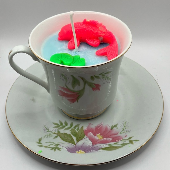 Handmade Teacup Soy Wax Candle - Picture 1 of 2